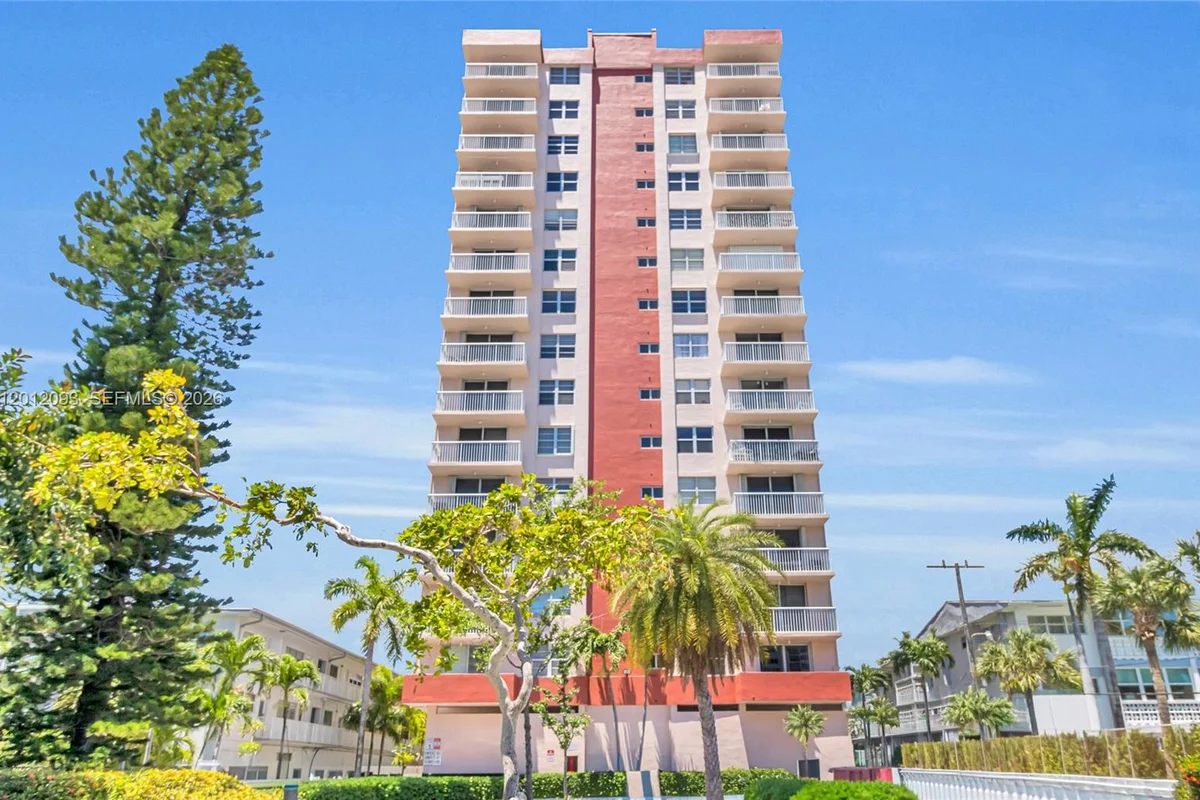 3161 S Ocean Dr #1107, Hallandale Beach: photo 1 of 36