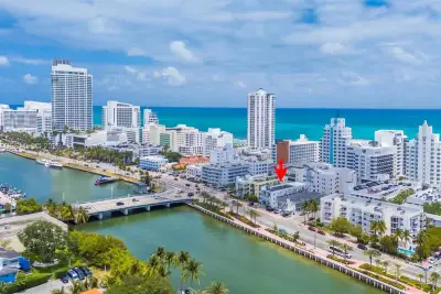 4015 Indian Creek Dr #106, Miami Beach: photo 1 of 29