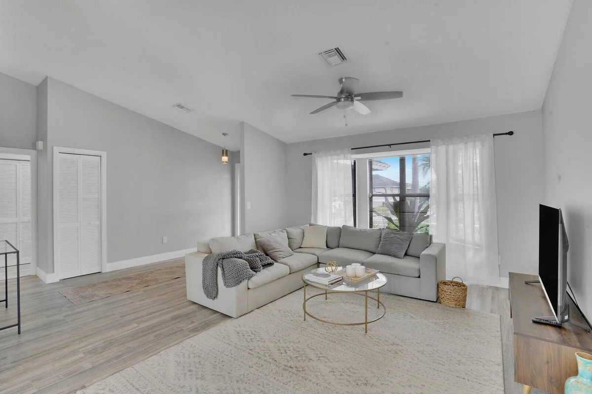 13834 Geranium Pl, Wellington: photo 1 of 27