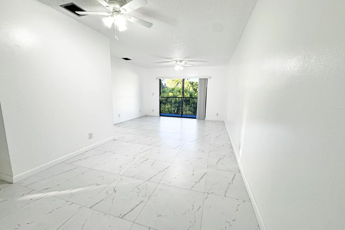 10687 Royal Palm Blvd, Coral Springs: photo 1 of 19
