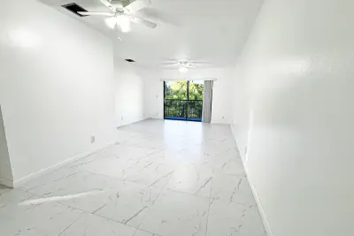 10687 Royal Palm Blvd, Coral Springs: photo 1 of 19