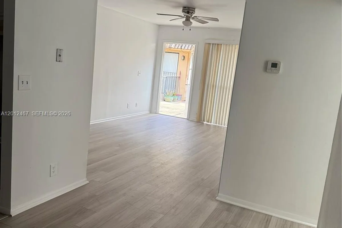 10916 Royal Palm Blvd, Coral Springs: photo 1 of 15