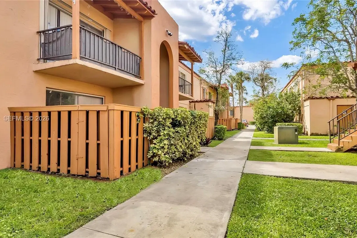 7231 Miami Lakes Dr #C5, Miami Lakes: photo 1 of 20