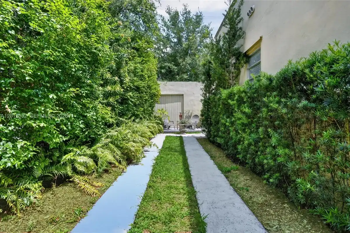 0000 San Miguel, Coral Gables: photo 1 of 19