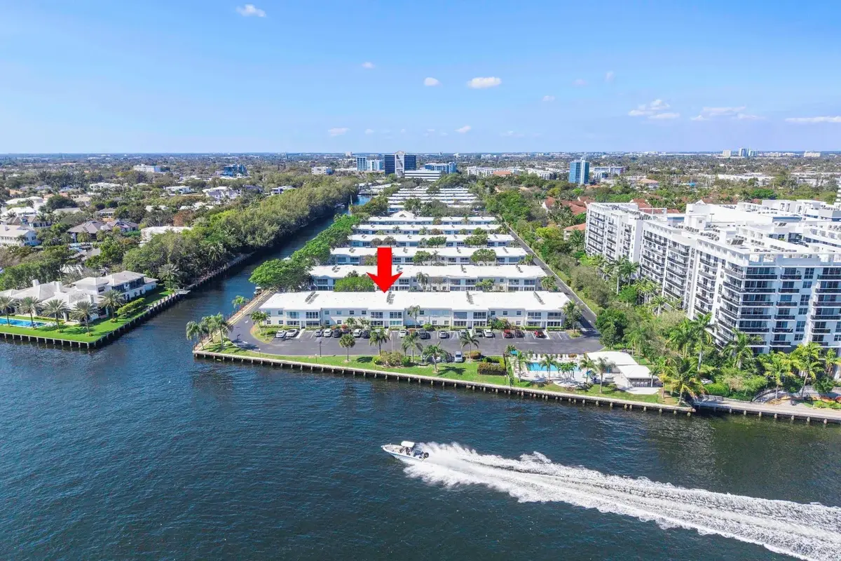 6517 Bay Club Dr #4, Fort Lauderdale: photo 1 of 45