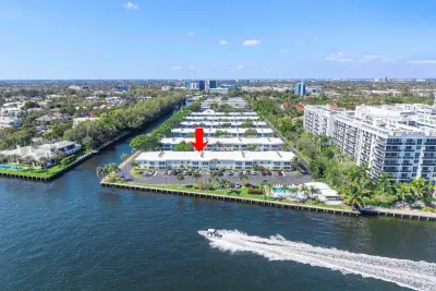 6517 Bay Club Dr #4, Fort Lauderdale: photo 1 of 45