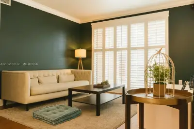 7355 SW 89th St #501N, Miami: photo 1 of 21