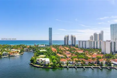 19667 Turnberry Way #18D, Aventura: photo 1 of 13