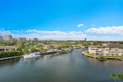 401 Golden Isles Dr #712, Hallandale Beach: photo 1 of 33