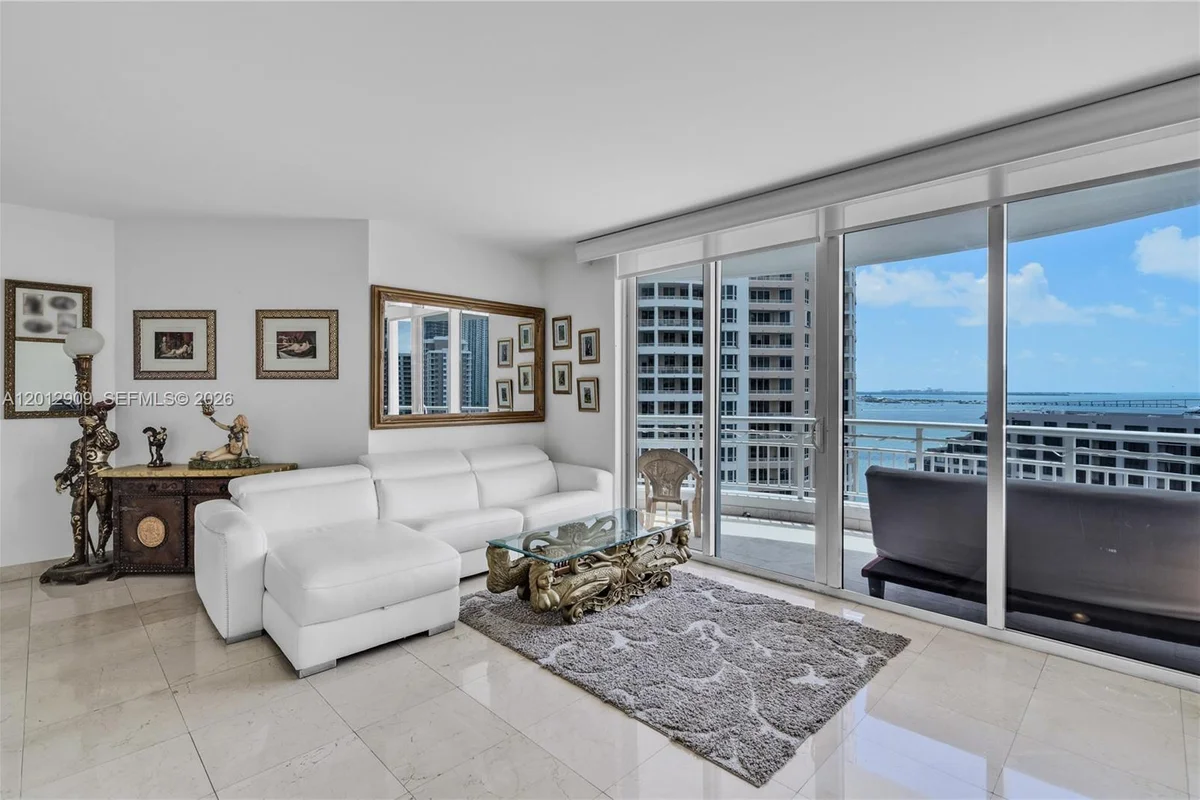 848 Brickell Key Dr #1903, Miami: photo 1 of 35
