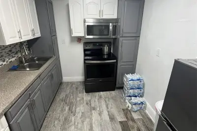 4364 NW 9th Ave #16-1d, Deerfield Beach: photo 1 of 12