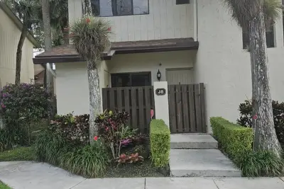 7620 NW 79th Ave #J8, Tamarac: photo 1 of 25