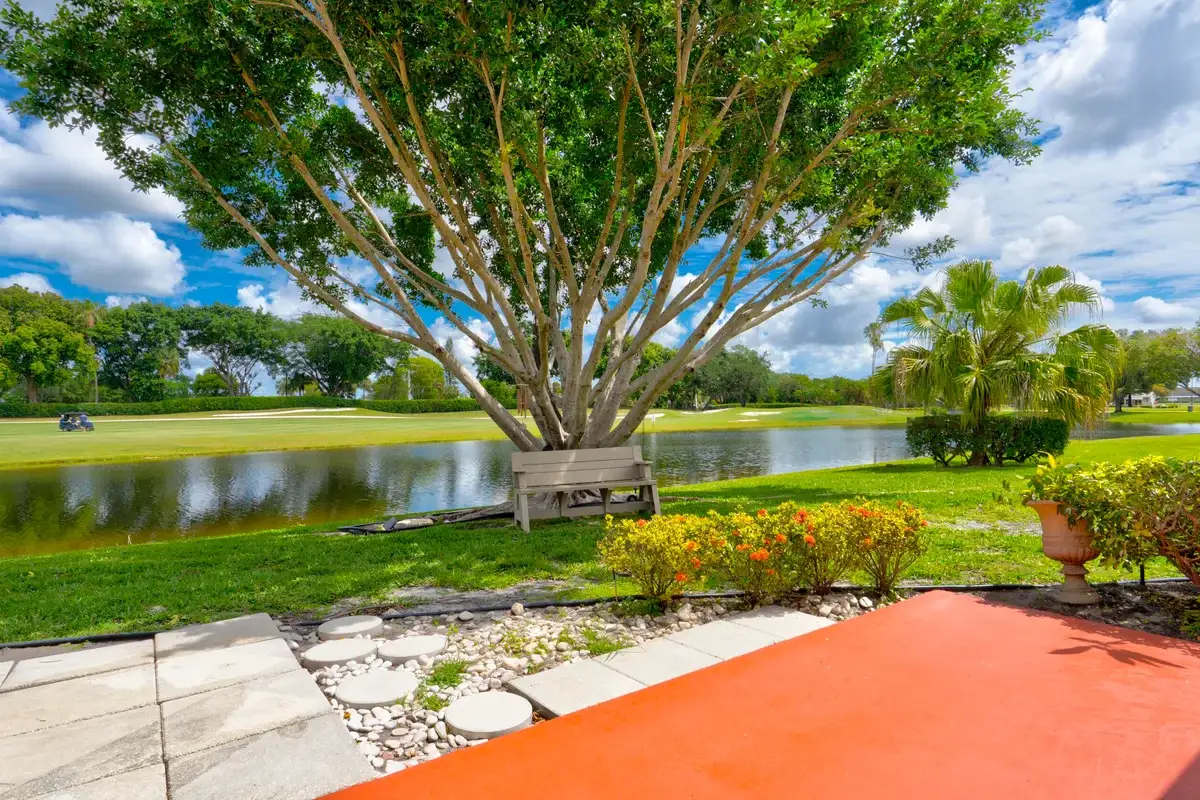 6120 Bear Creek Ct, Lake Worth: photo 1 of 71