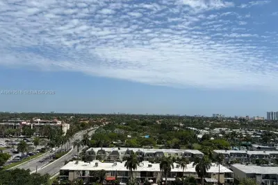 600 Three Islands Blvd #1003, Hallandale Beach: photo 1 of 7
