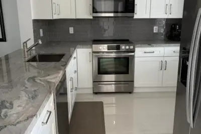424 SE 10th St #203, Dania Beach: photo 1 of 16