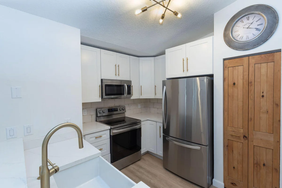 9127 SW 21st St #E, Boca Raton: photo 1 of 21