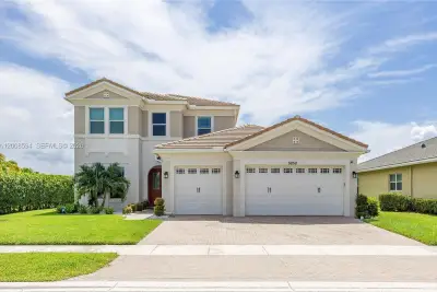 5850 Whippoorwill Cir, Westlake: photo 1 of 74