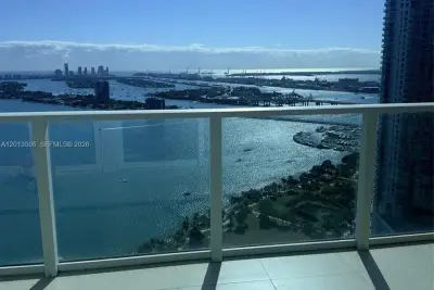 2020 N Bayshore Dr #3804, Miami: photo 1 of 4