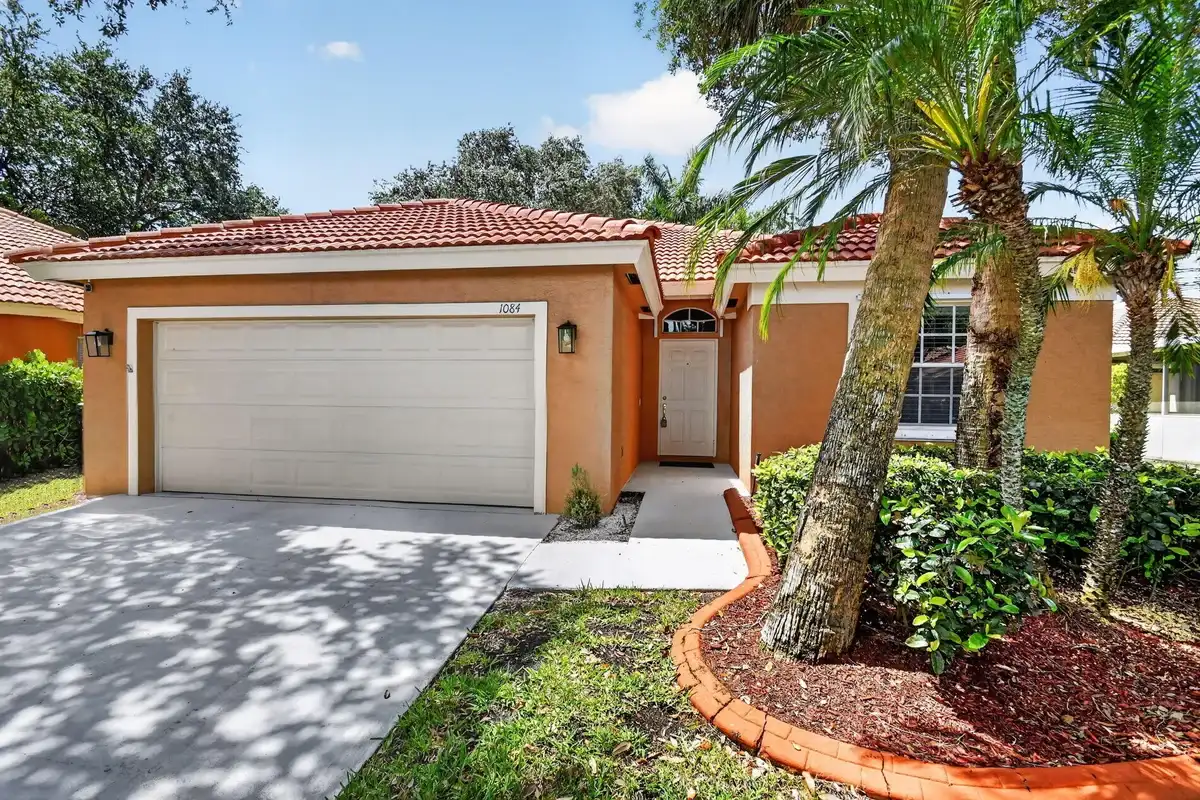 1084 Aspri Way, Riviera Beach: photo 1 of 78