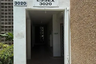 3020 NE 16th Ave #102, Oakland Park: photo 1 of 10