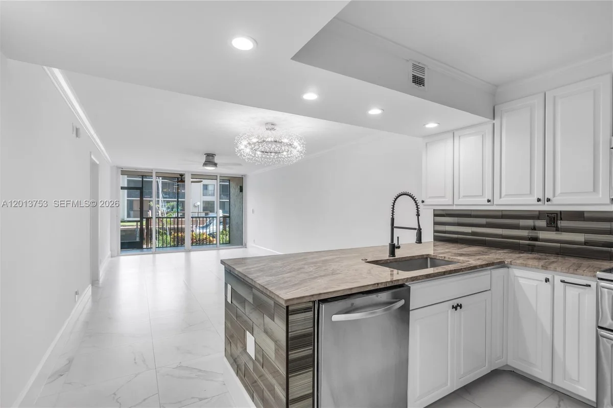 12 Royal Palm Way #103, Boca Raton: photo 1 of 22