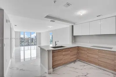 330 Sunny Isles Blvd #5-2205, Sunny Isles Beach: photo 1 of 73
