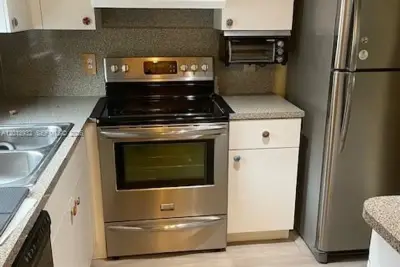 807 W Oakland Park Blvd #G2, Oakland Park: photo 1 of 14