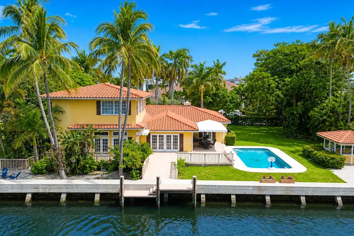 2400 Delmar Pl, Fort Lauderdale: photo 1 of 51