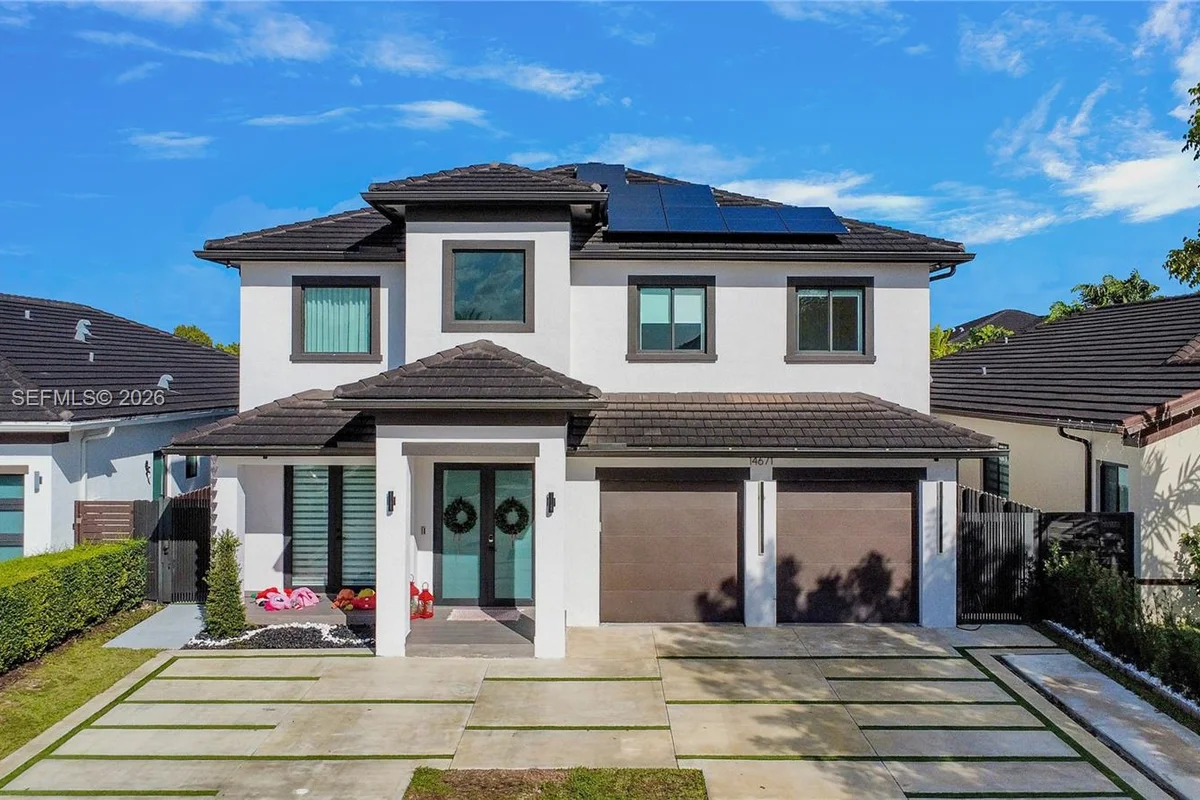14671 SW 20th St, Miami: photo 1 of 53