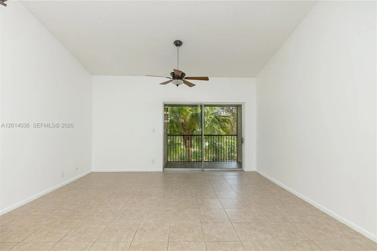 717 Gardens Dr #201, Pompano Beach: photo 1 of 36