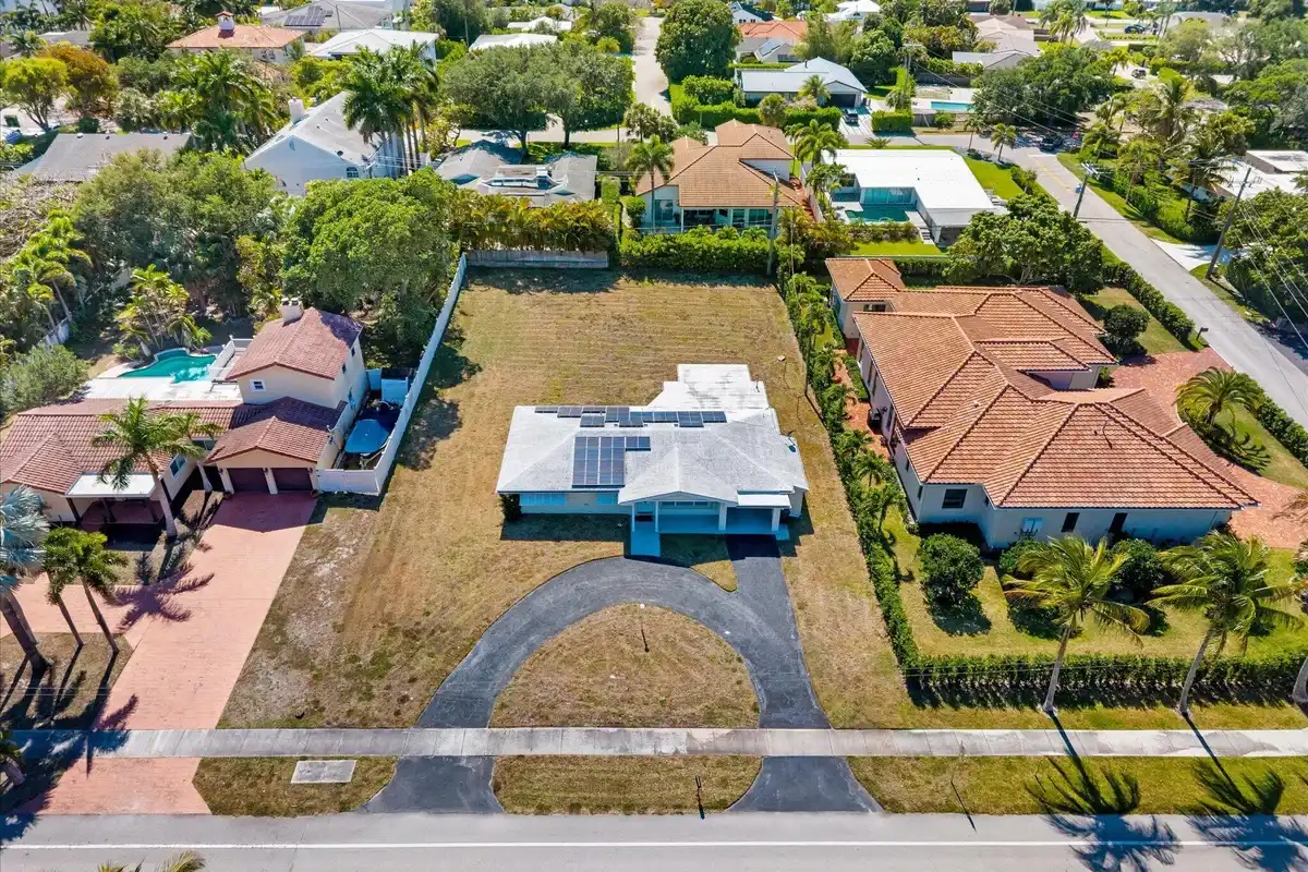 1035 NW 4th Ave, Boca Raton: photo 1 of 16