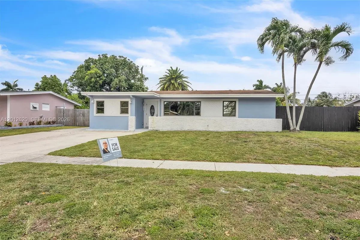 6133 NW 20th St, Margate: photo 1 of 25