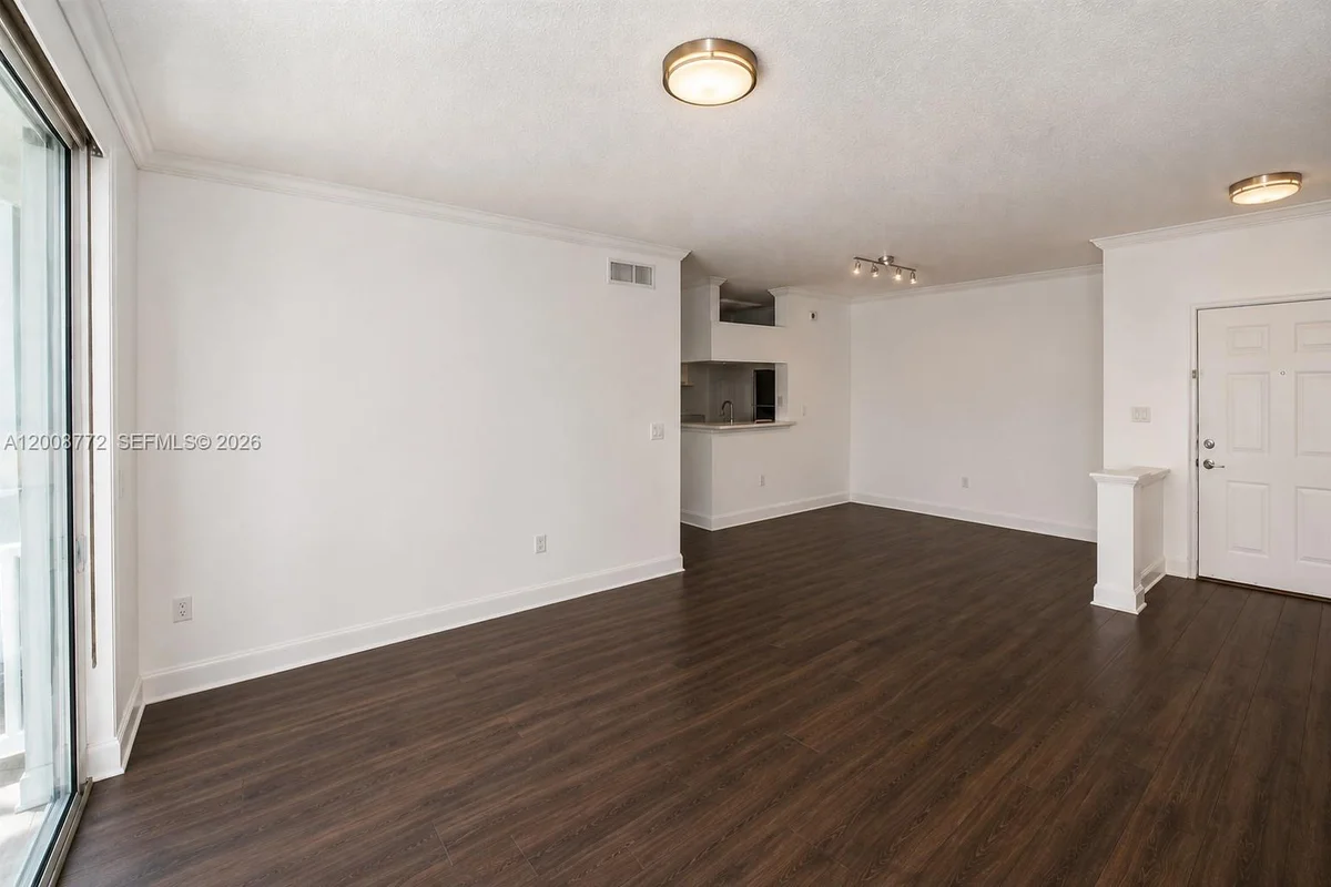 17145 N Bay Rd #4102, Sunny Isles Beach: photo 1 of 28