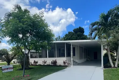 4310 Viola Dr #812, Lake Worth: photo 1 of 11