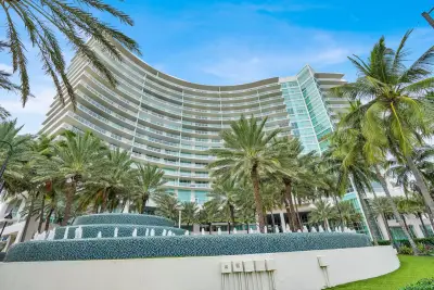 1 N Ocean Blvd #913, Pompano Beach: photo 1 of 38