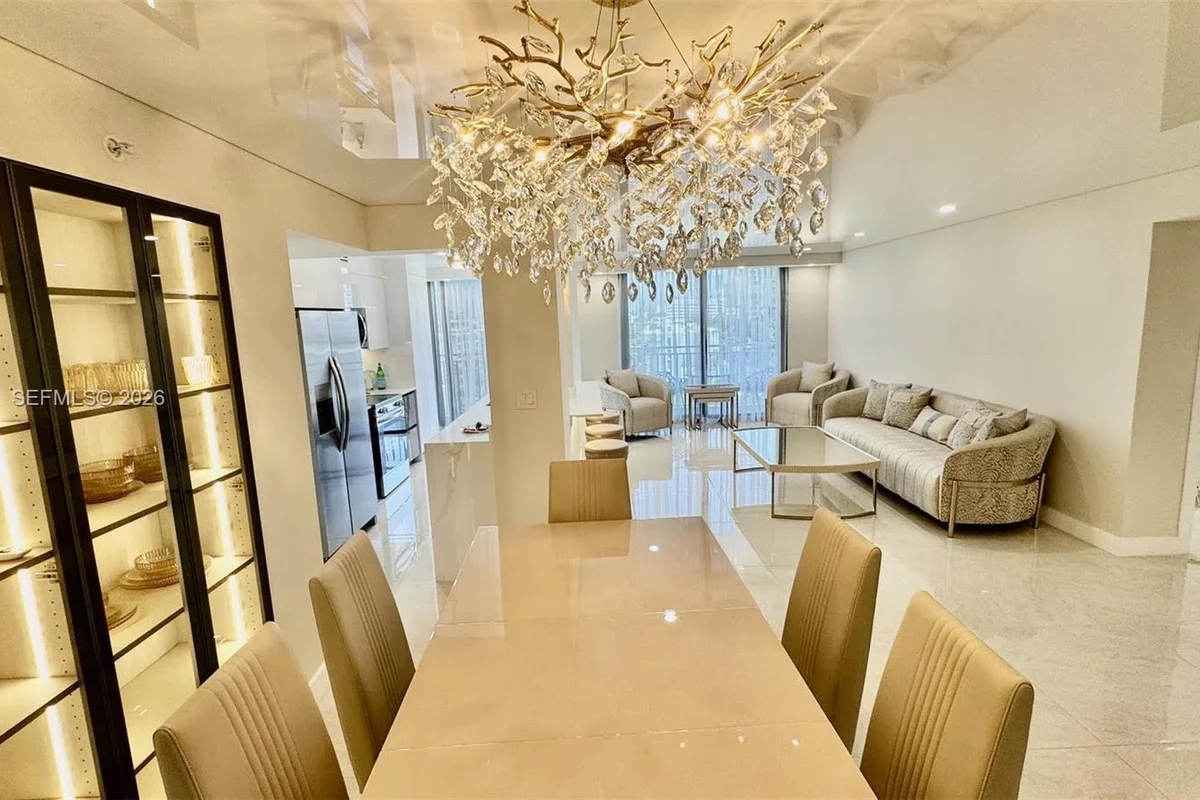 210 174th St #811, Sunny Isles Beach: photo 1 of 71
