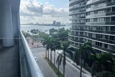 1800 N Bayshore Dr #614, Miami: photo 1 of 44