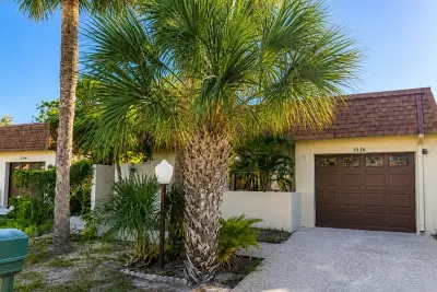 3356 Via Mancebo St, Lake Worth: photo 1 of 16