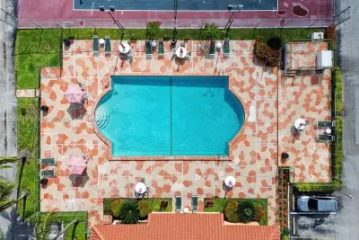 7155 Miami Lakes Dr #P16, Miami Lakes: photo 1 of 12