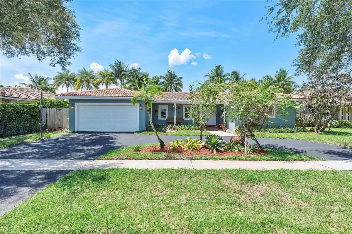 5101 N 36th Ct, Hollywood: photo 1 of 48
