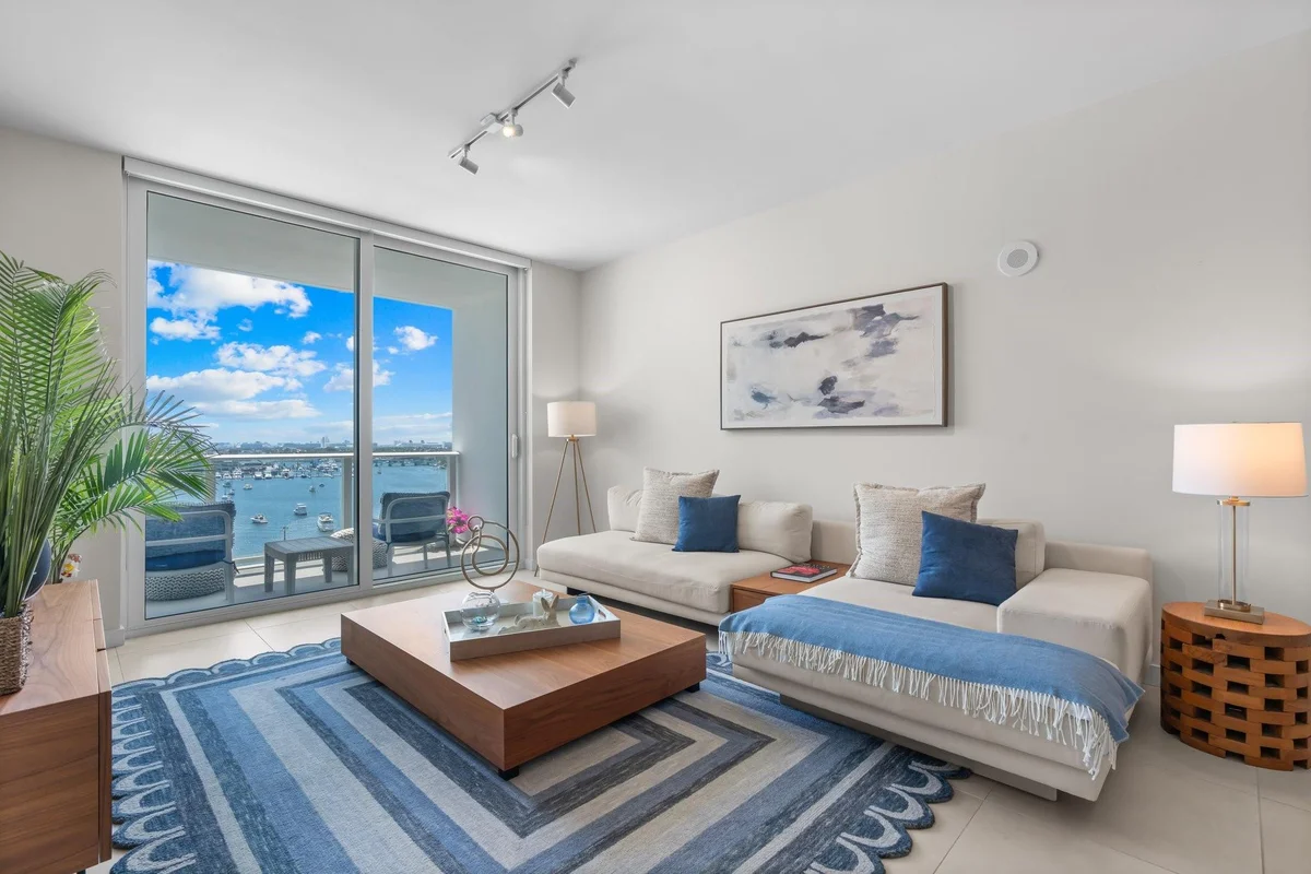 401 N Birch Rd #1102, Fort Lauderdale: photo 1 of 31