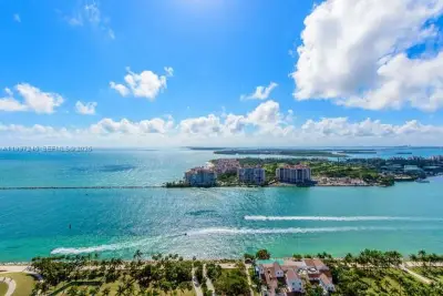 100 S Pointe Dr #3101, Miami Beach: photo 1 of 30