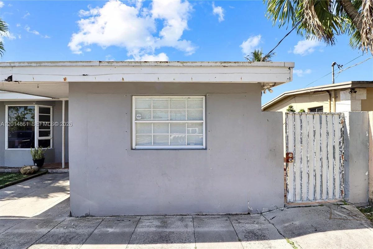 10710 SW 43rd Ln #1, Miami: photo 1 of 8