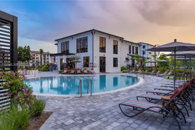 9030 SW 158th Ave #8-209, Miami: photo 1 of 18
