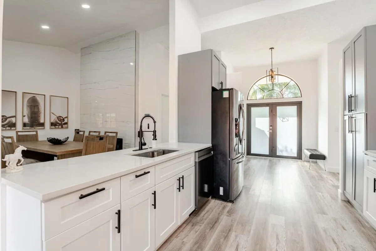 1860 Primrose Ln, Wellington: photo 1 of 28