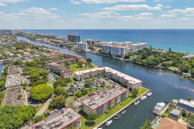 3050 NE 48th Ct #305, Lighthouse Point: photo 1 of 45