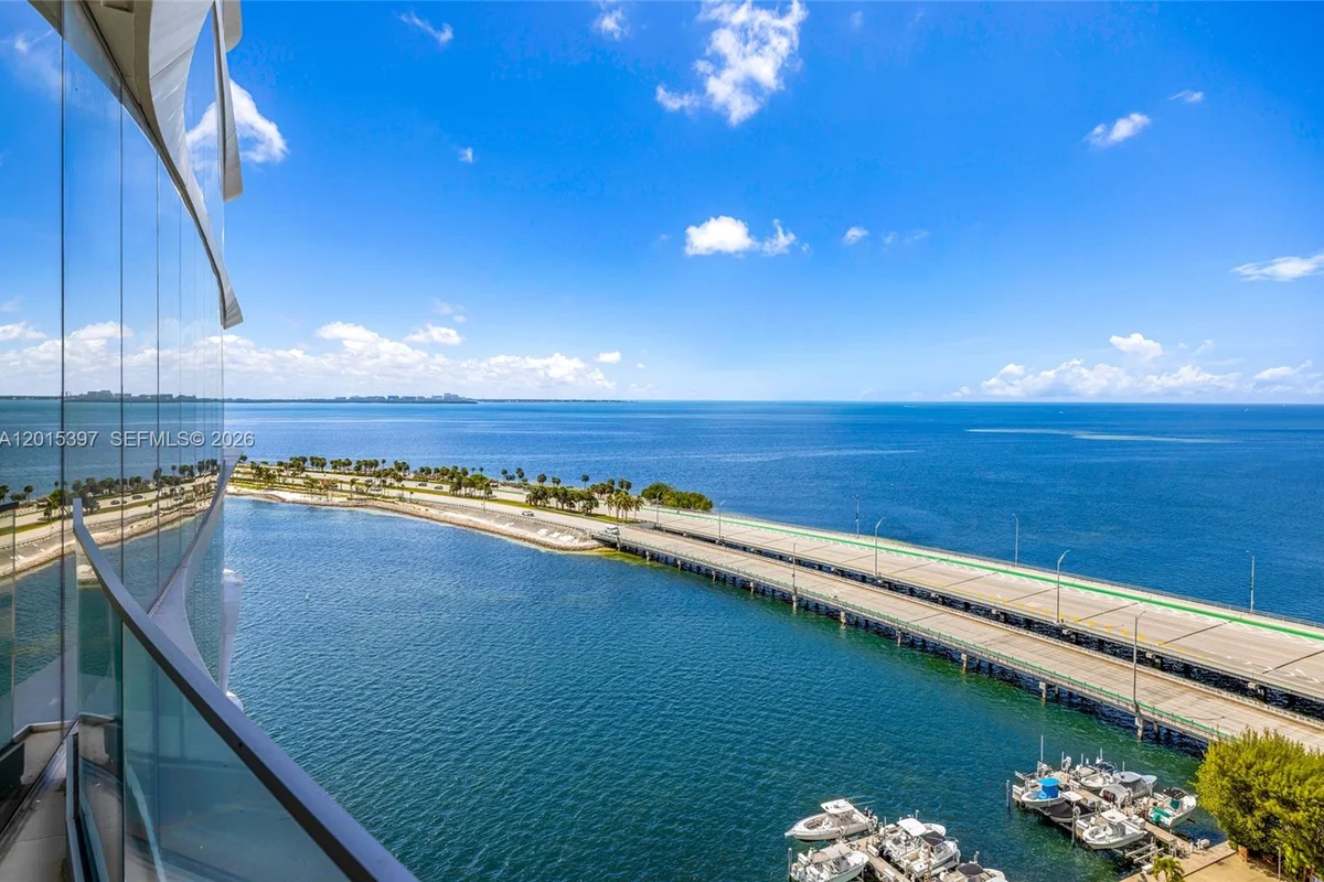 175 SE 25 Rd #1203, Miami: photo 1 of 93