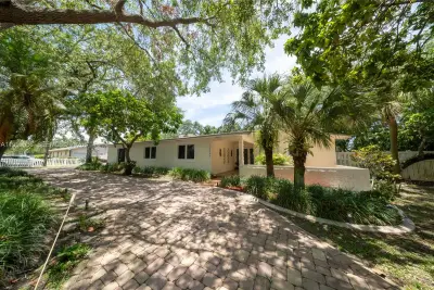 16445 SW 80th Ave, Palmetto Bay: photo 1 of 61