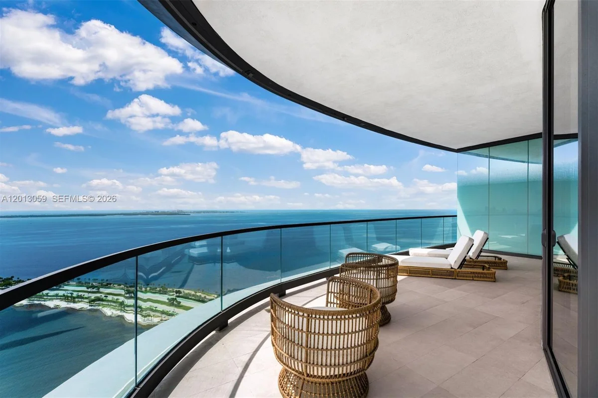 175 SE 25 Rd #3601, Miami: photo 1 of 27