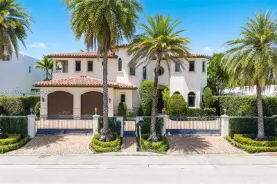 1251 99th St, Bay Harbor Islands: photo 1 of 74